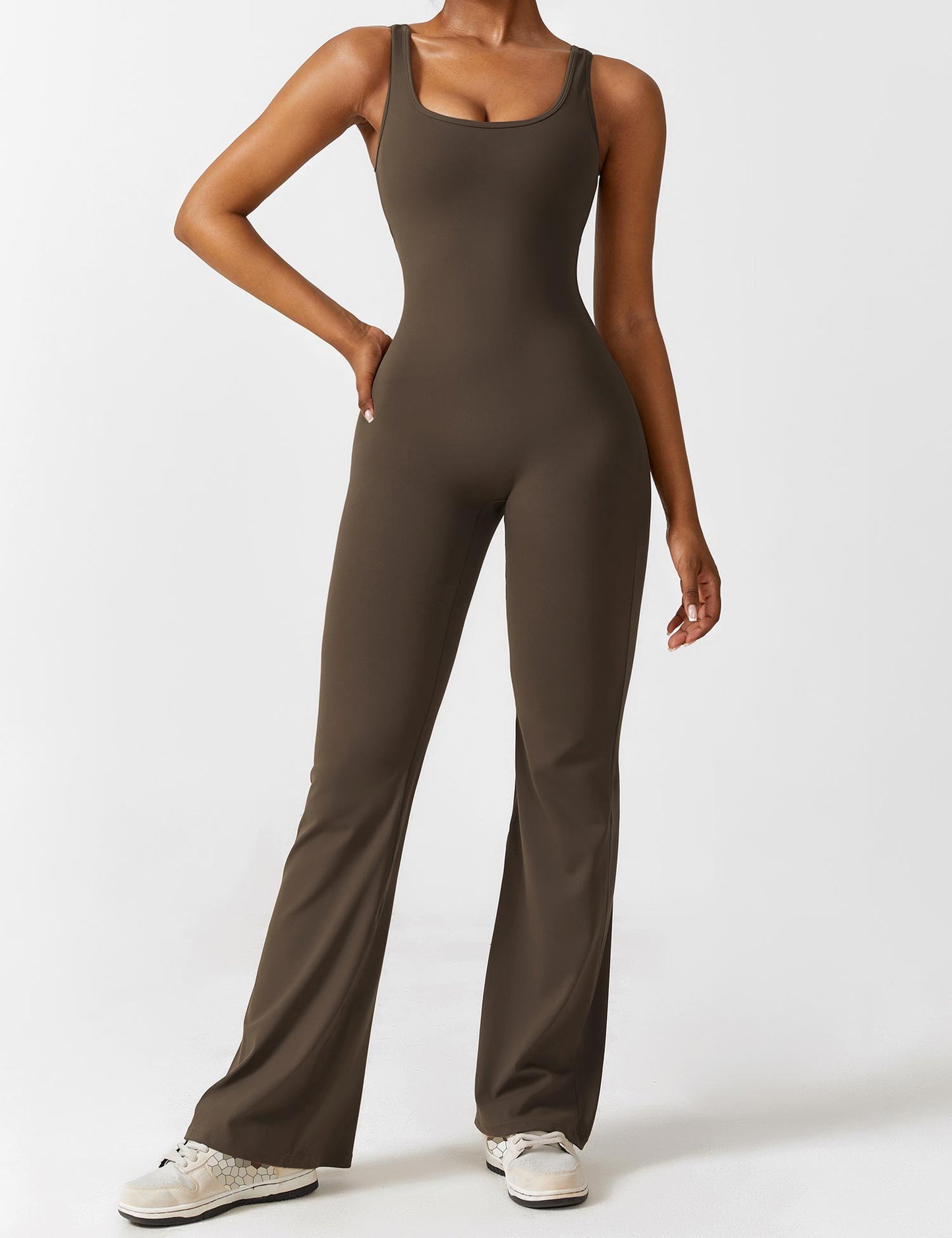 Zephyra® V-Rug uitlopende Jumpsuit